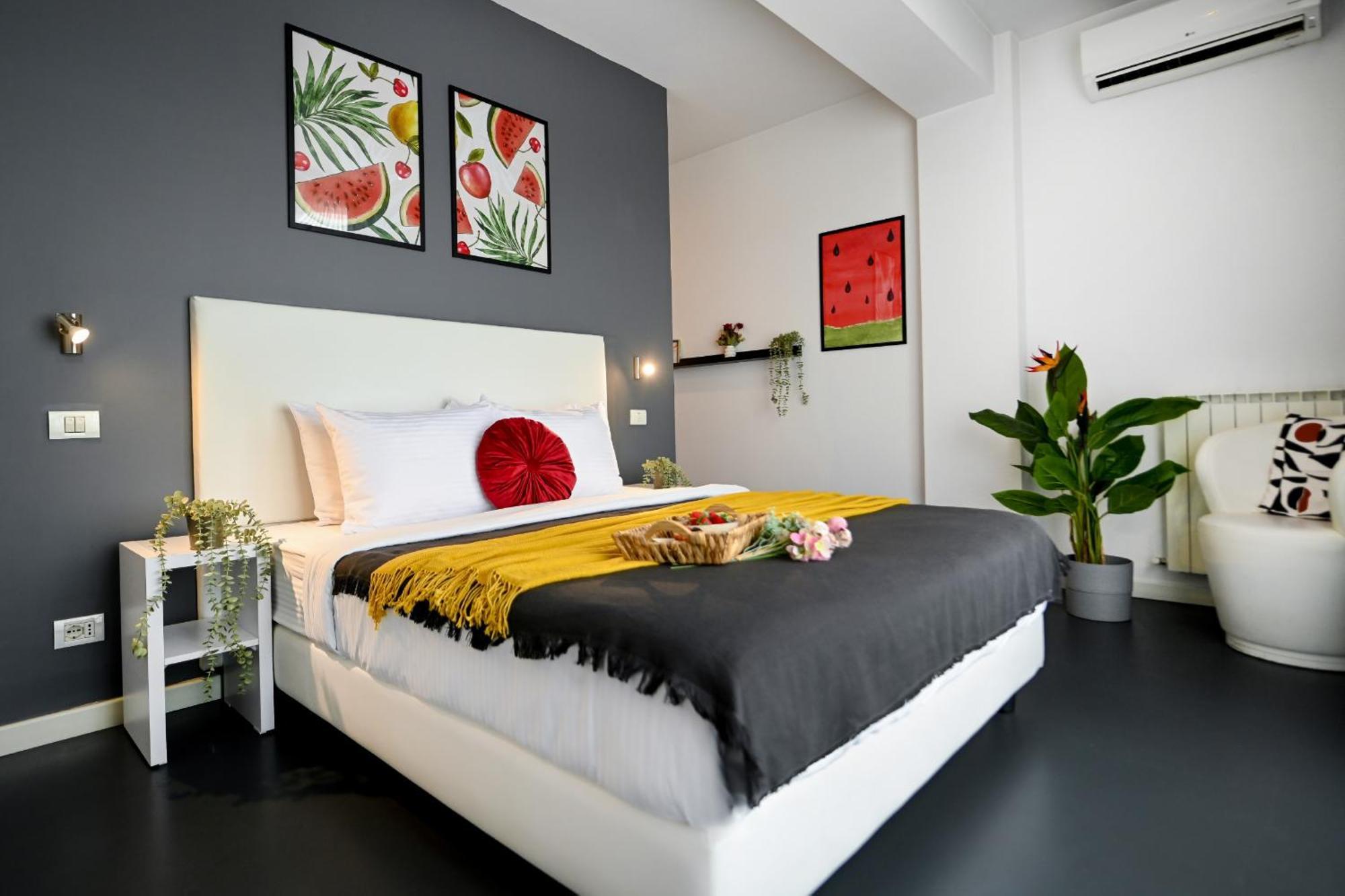 Urban Paradise - Modern Central Accommodation Bukarest Exterior foto