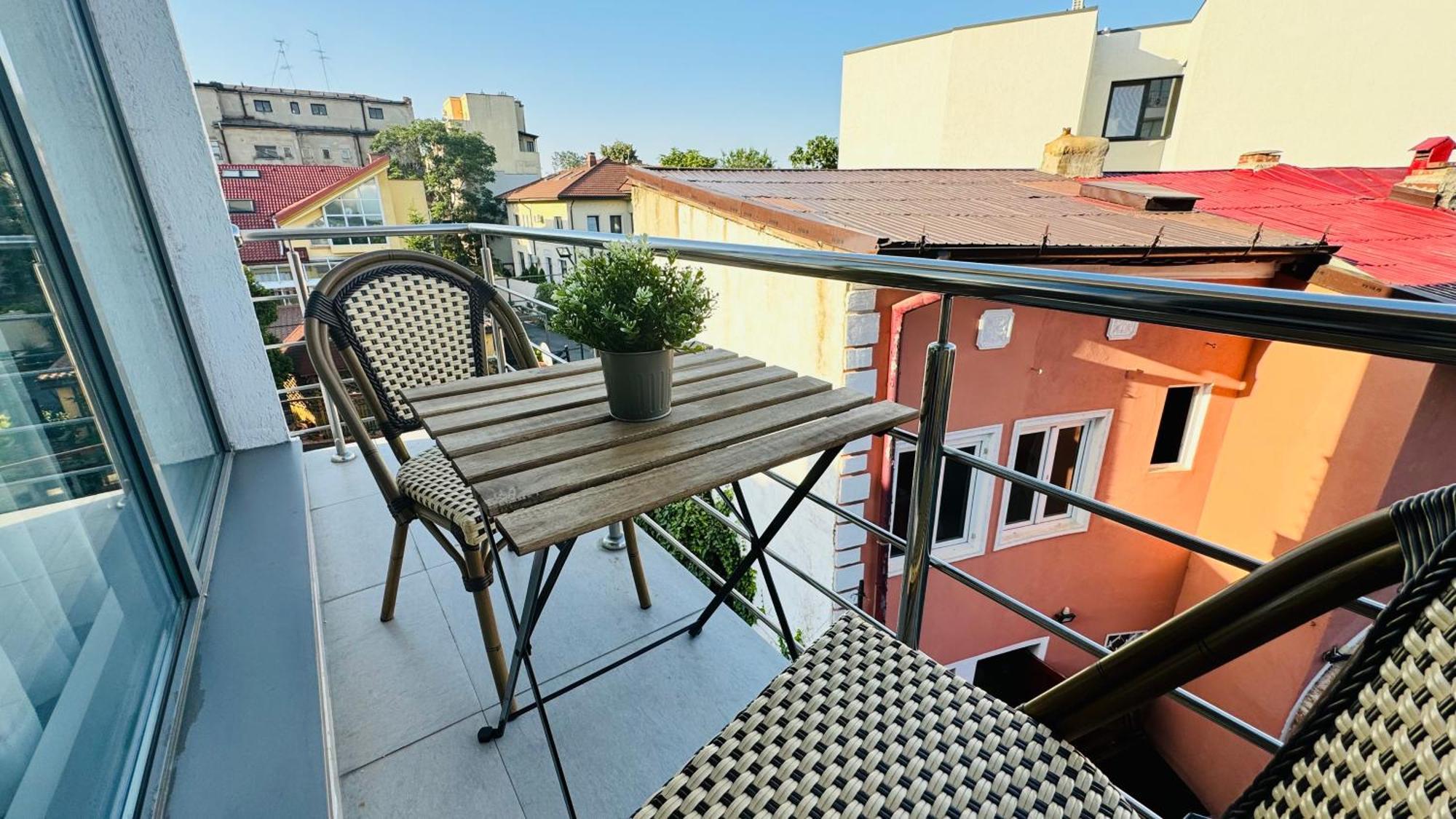 Urban Paradise - Modern Central Accommodation Bukarest Exterior foto
