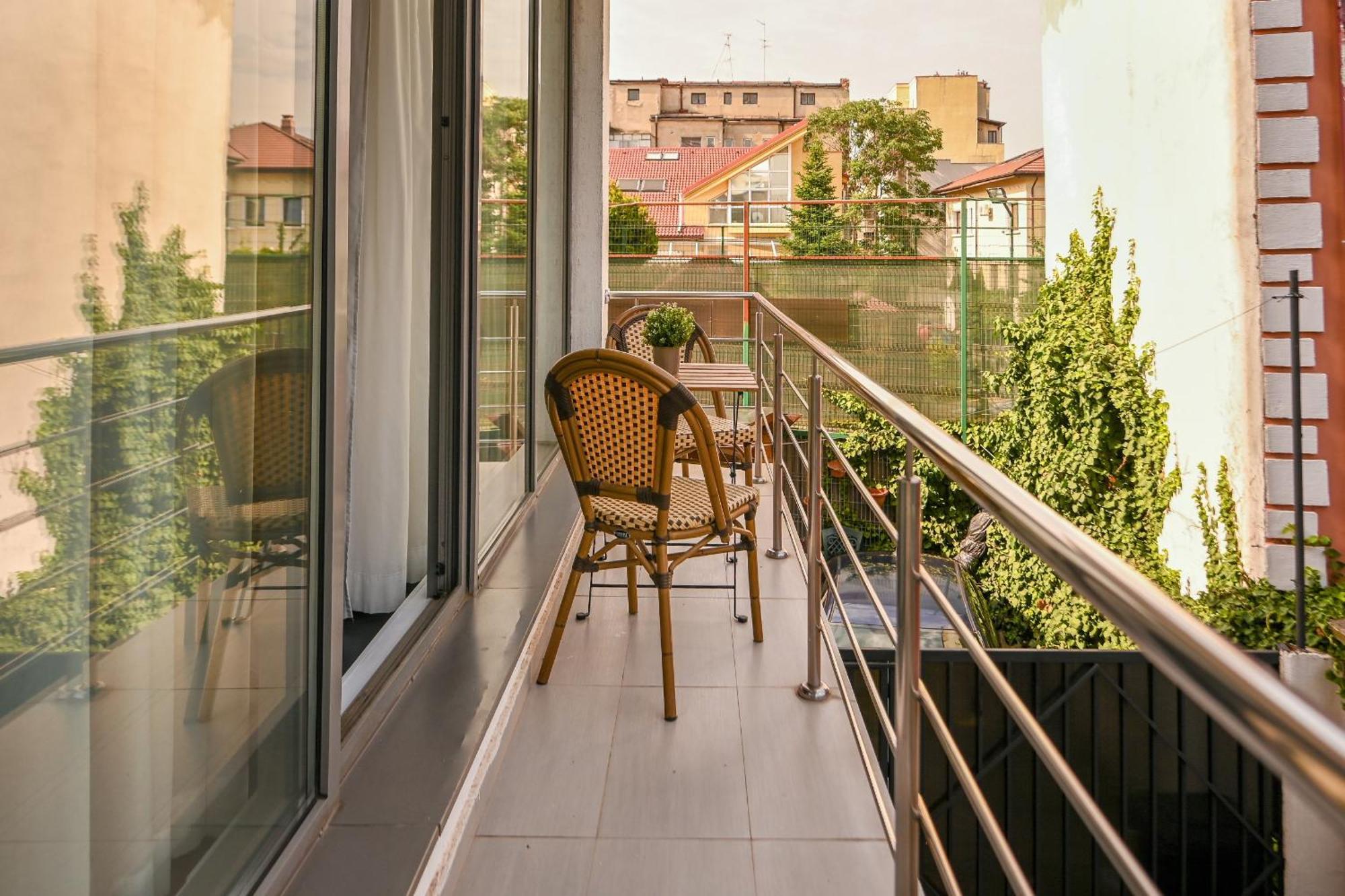 Urban Paradise - Modern Central Accommodation Bukarest Exterior foto