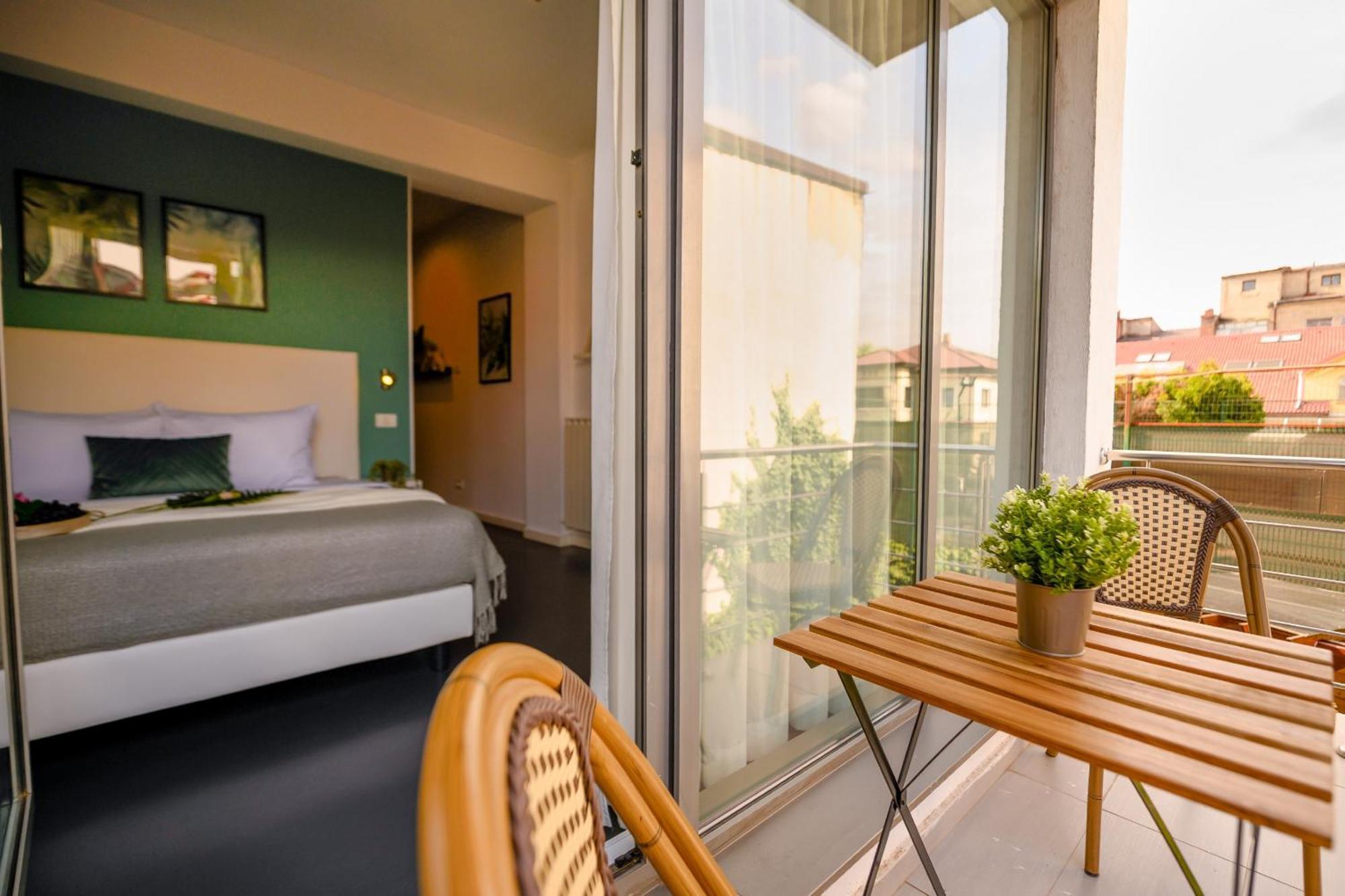 Urban Paradise - Modern Central Accommodation Bukarest Exterior foto